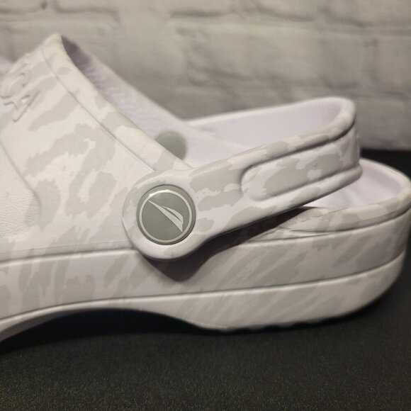 Nautica Women's River Edge Clog - Picture 4 of 8